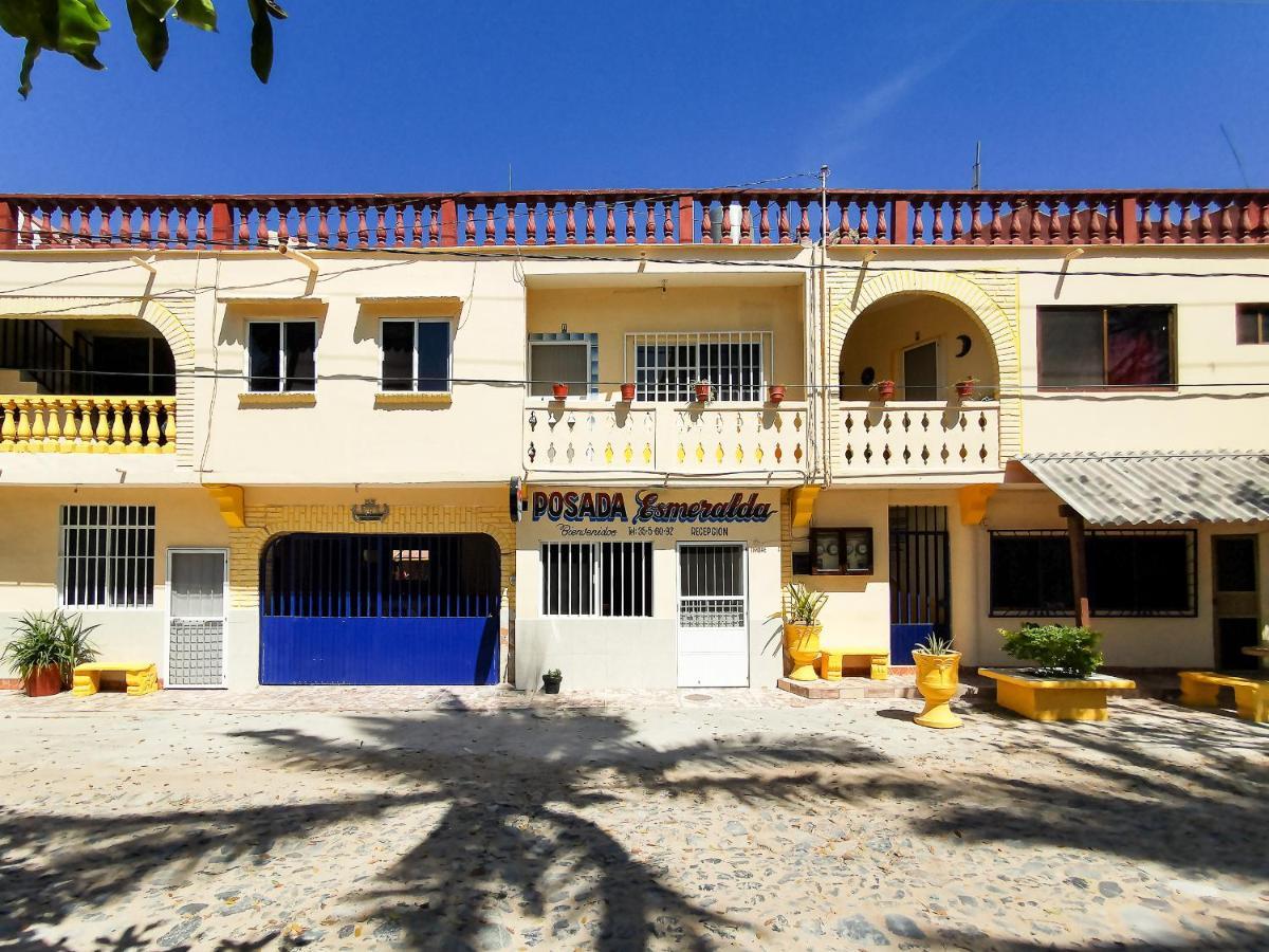 Oyo Hotel Posada Esmeralda Сан-Патрисио-Мелак Экстерьер фото