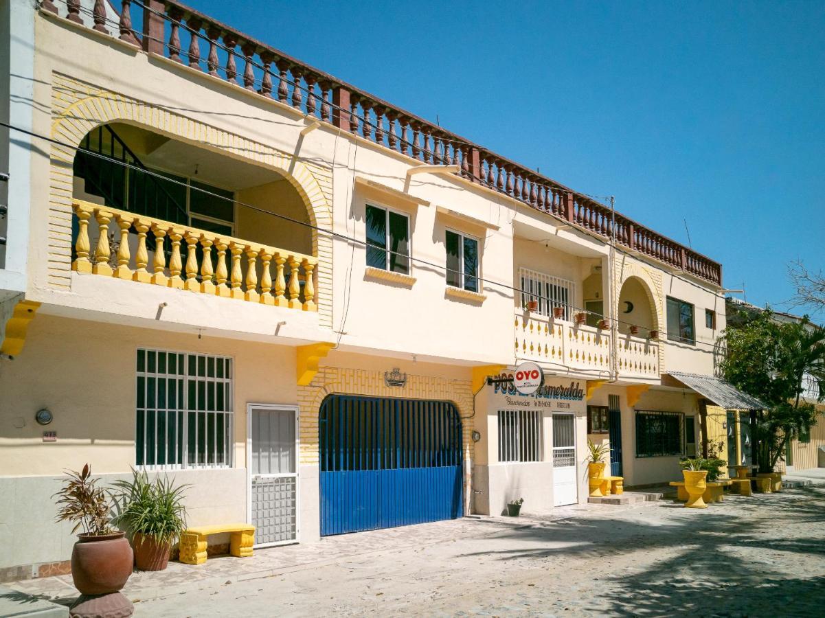 Oyo Hotel Posada Esmeralda Сан-Патрисио-Мелак Экстерьер фото