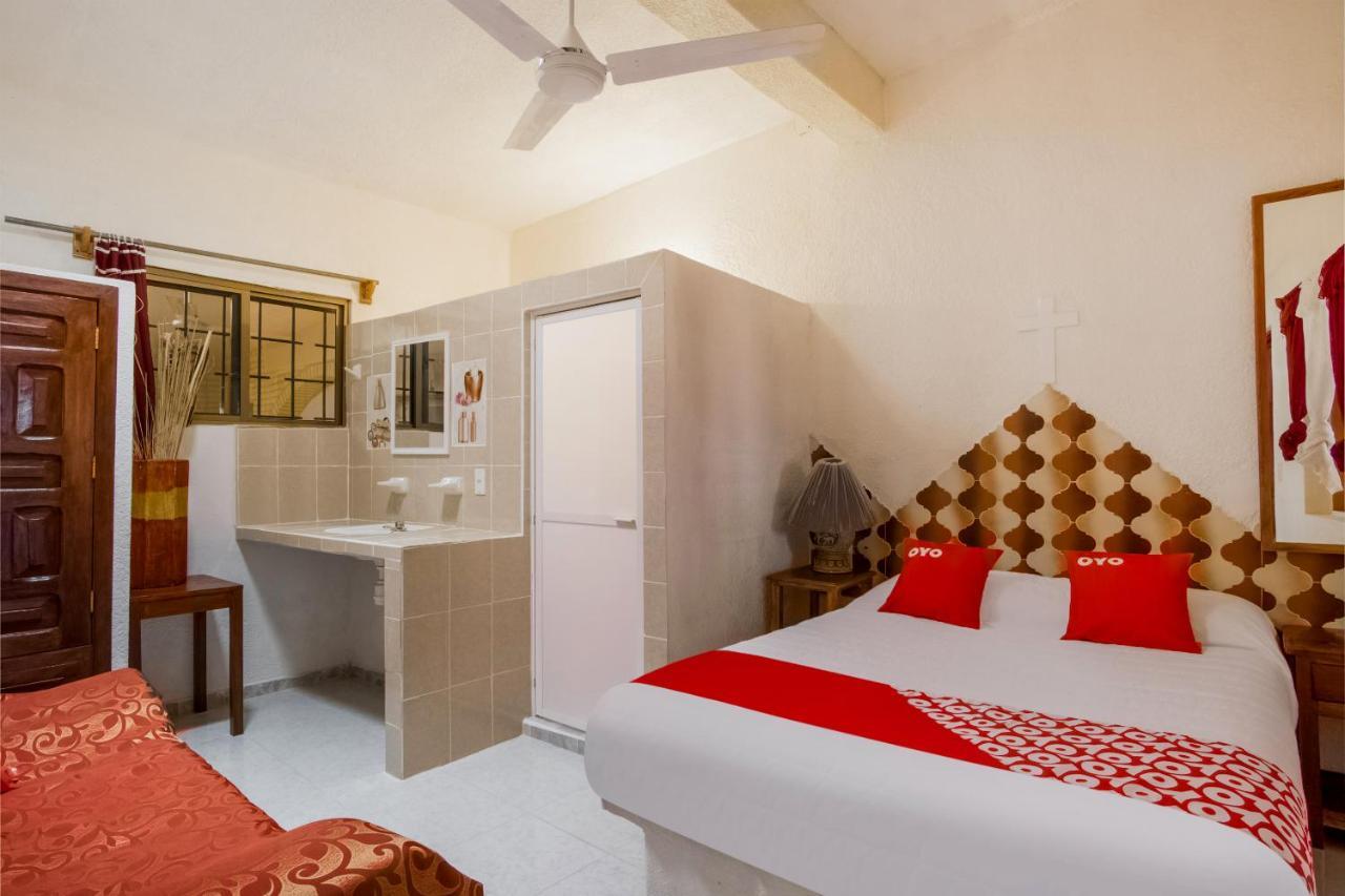 Oyo Hotel Posada Esmeralda Сан-Патрисио-Мелак Экстерьер фото