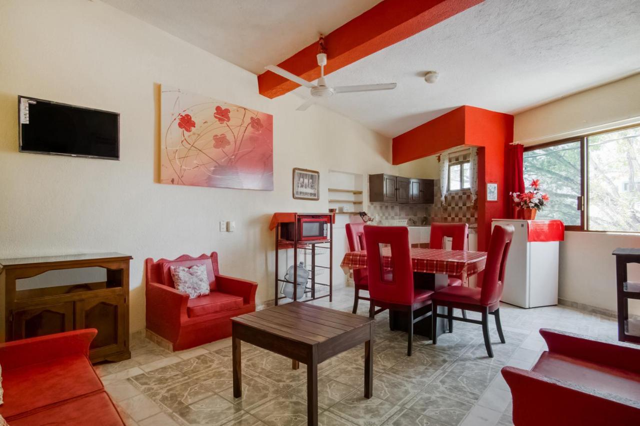 Oyo Hotel Posada Esmeralda Сан-Патрисио-Мелак Экстерьер фото