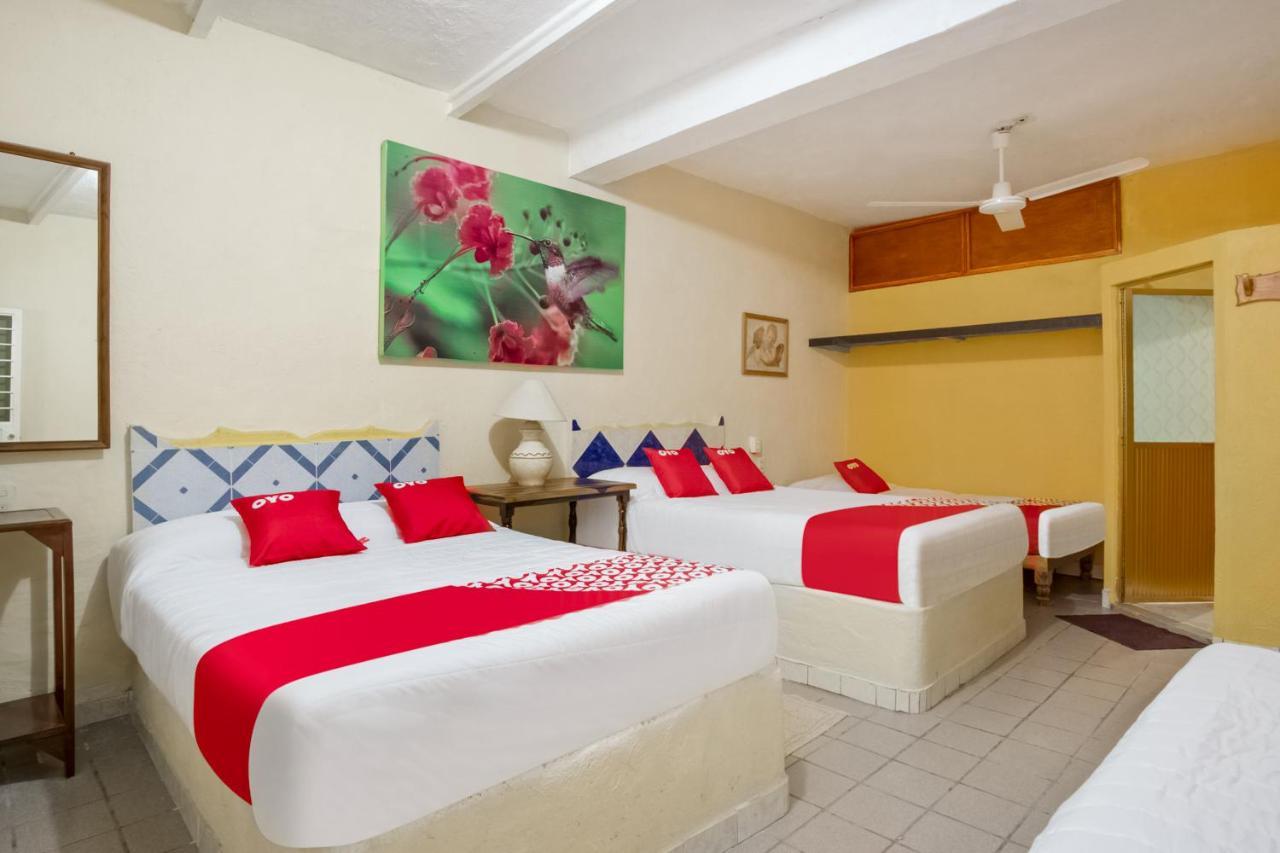 Oyo Hotel Posada Esmeralda Сан-Патрисио-Мелак Экстерьер фото